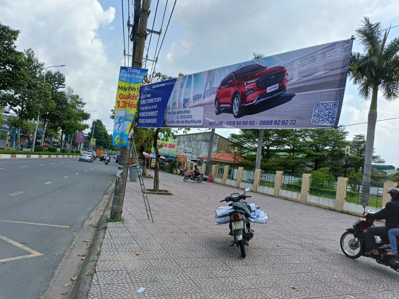 Thi công treo băng rôn quảng cáo - Quảng Cáo NTCO - Công Ty Cổ Phần Tập Đoàn Nguyễn Thiện