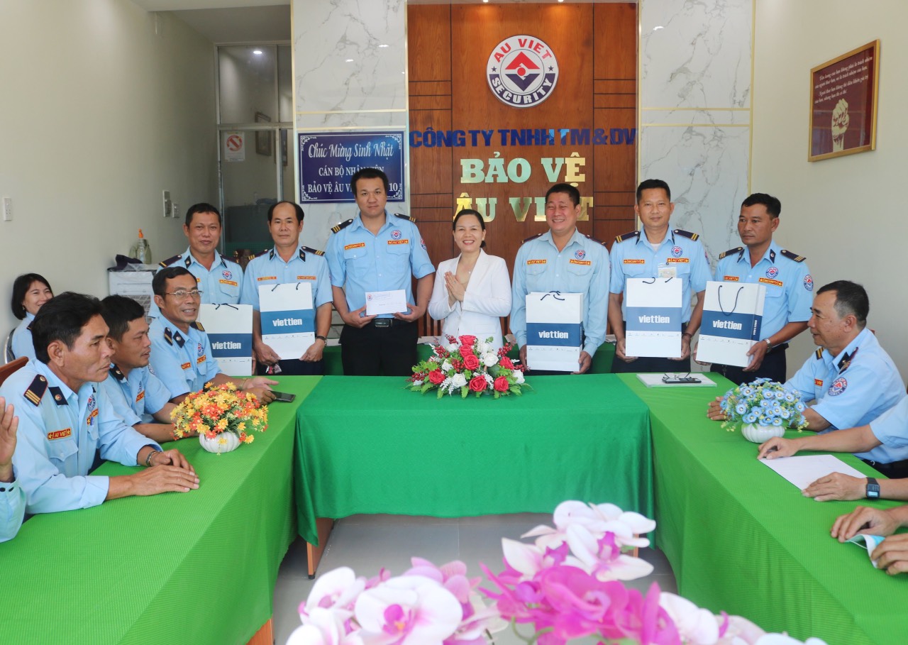 Đội ngũ nhân viên - Bảo Vệ Âu Việt - Công Ty TNHH Thương Mại  và  Dịch Vụ Bảo Vệ Âu Việt