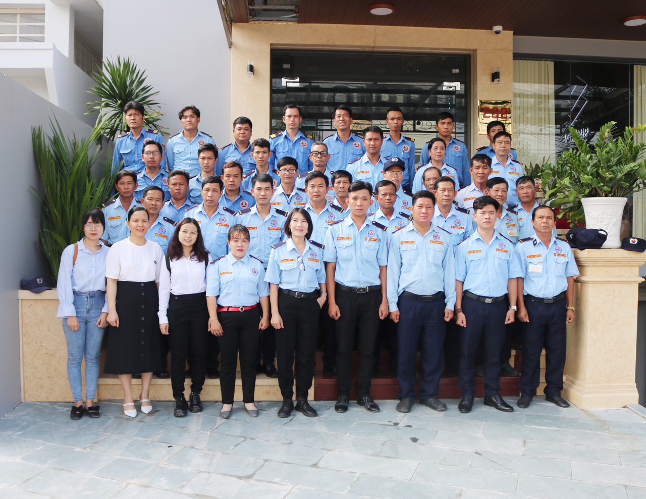 Đội ngũ nhân viên - Bảo Vệ Âu Việt - Công Ty TNHH Thương Mại  và  Dịch Vụ Bảo Vệ Âu Việt