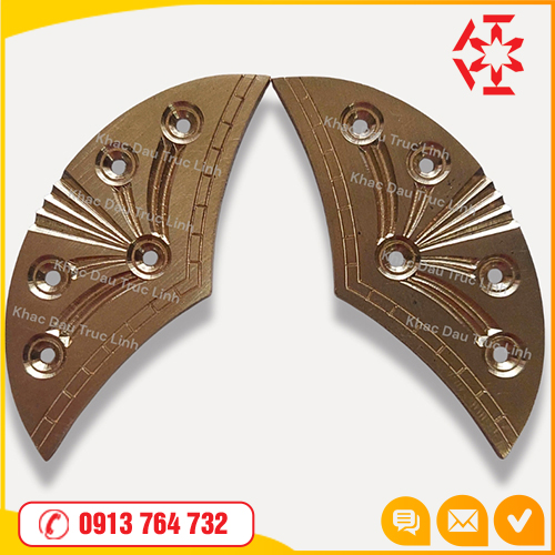 Miếng thau gắn mũi giày