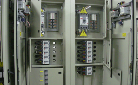 Tủ điều khiển trung tâm - Công Ty Cổ Phần Dịch Vụ Sản Xuất Cơ Điện Công Nghiệp Phương Nam