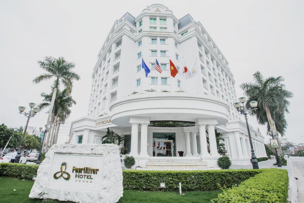 Pearl River Hotel - Công Ty TNHH H & H