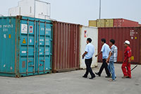 Thông quan hàng hóa nhanh chóng - ILT Logistics - Công Ty CP Thương Mại Dịch Vụ Logistics Đông Dương