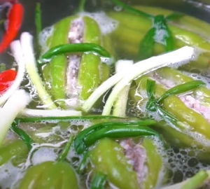 Canh khổ qua