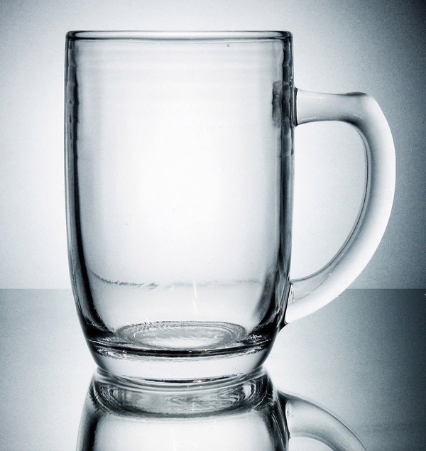 Ly cốc thủy tinh