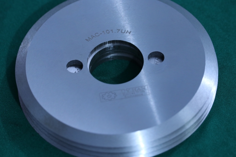 Dao cắt thẻ MAC 101.7 OD101.7XID28XT3.3