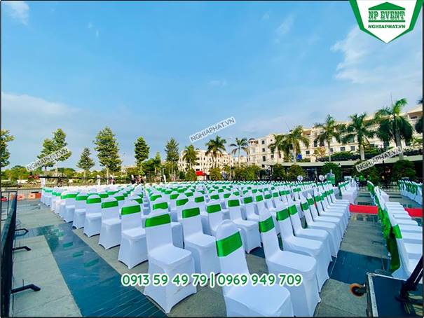 Sản xuất bàn ghế sự kiện