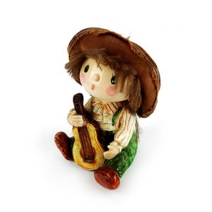 Cậu bé bù nhìn rơm và đàn violin - Công Ty TNHH Sản Xuất Phát Triển Thương Mại Anh Tuấn