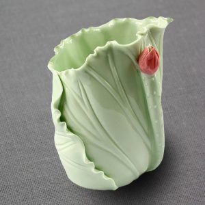 Bình hoa hình lá sen - Công Ty TNHH Sản Xuất Phát Triển Thương Mại Anh Tuấn