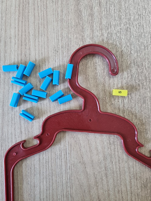 Móc áo trẻ em