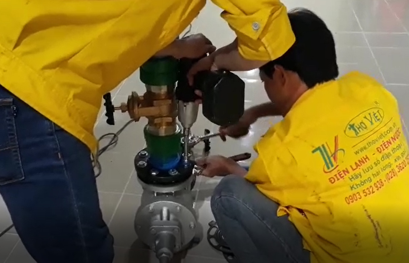 Lắp đặt hệ thống điện nước công nghiệp - Sữa Chữa Điện Nước, Điện Lạnh Thợ Việt - Công Ty TNHH Dịch Vụ Kỹ Thuật Thợ Việt