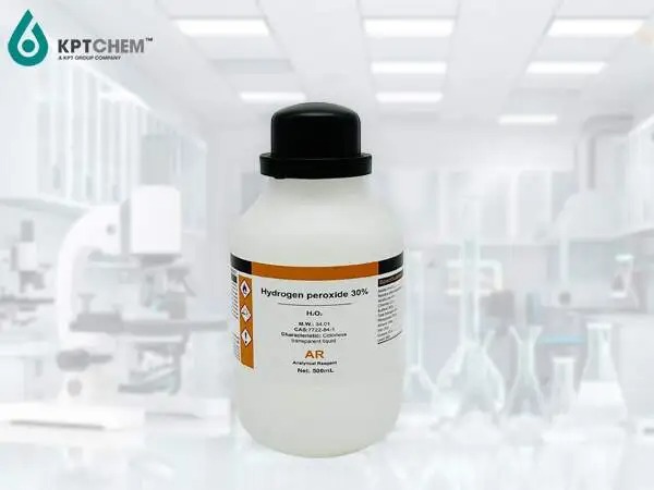 Hydrogen peroxide 30% - H2O2 500ml - Hóa Chất Kim Phong - Công Ty Cổ Phần Hóa Chất Kỹ Thuật Kim Phong