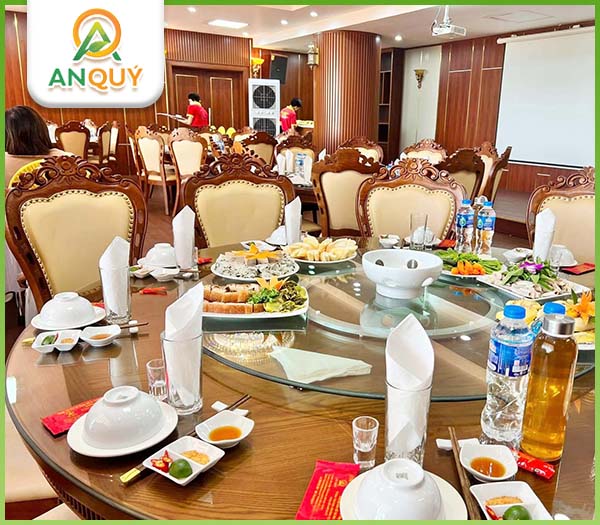 Dịch vụ tiệc cưới