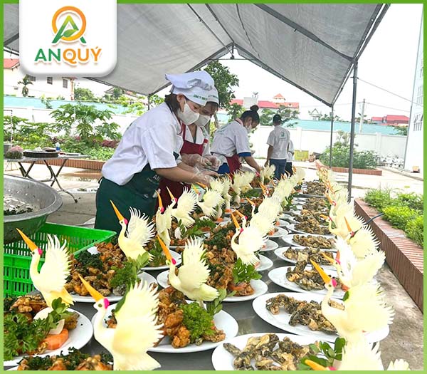 Dịch vụ tiệc dã ngoại