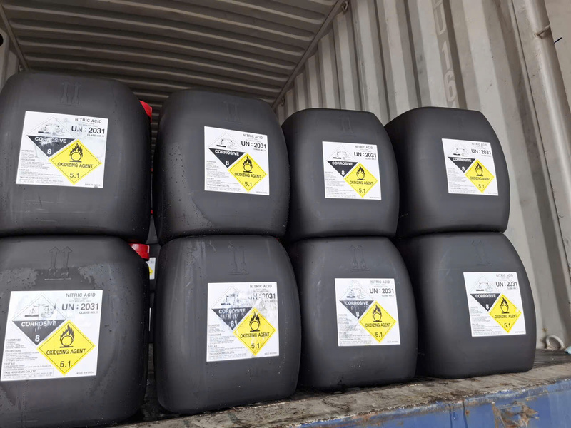 Nitric Acid - Hóa Chất Duy Quỳnh - Công Ty TNHH MTV Hóa Chất Duy Quỳnh