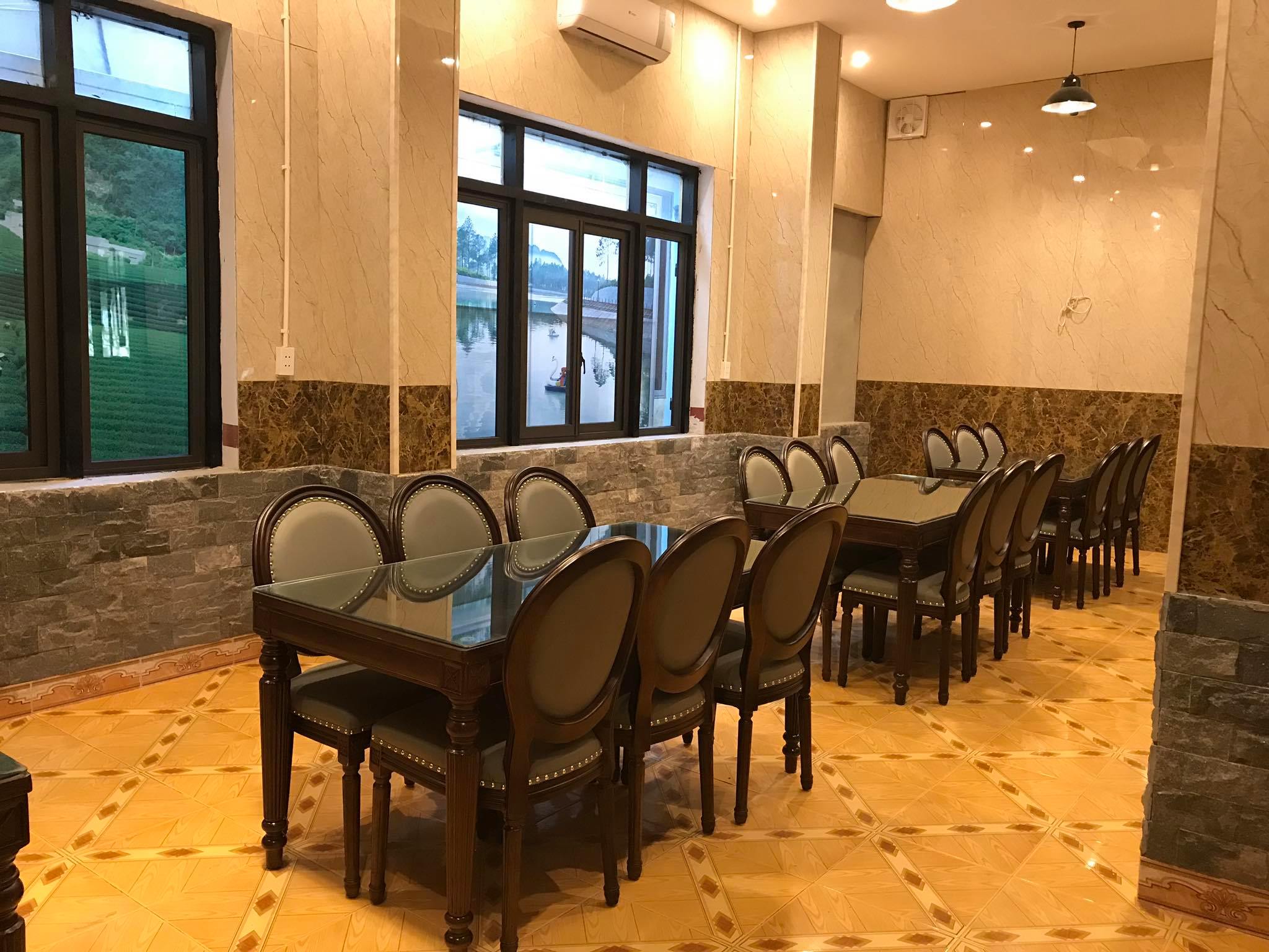 Hình ảnh nhà hàng - Khách Sạn Hương Sen Mộc Châu - Công Ty TNHH Thương Mại Khách Sạn Hương Sen Mộc Châu