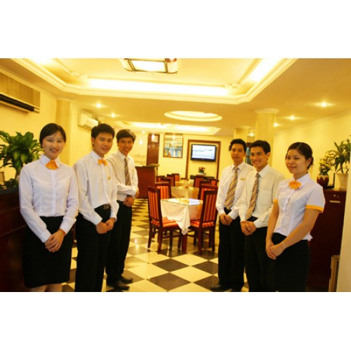 Đồng phục nhà hàng, khách sạn - Công Ty TNHH Thương Mại & Dịch Vụ Quỳnh Thy