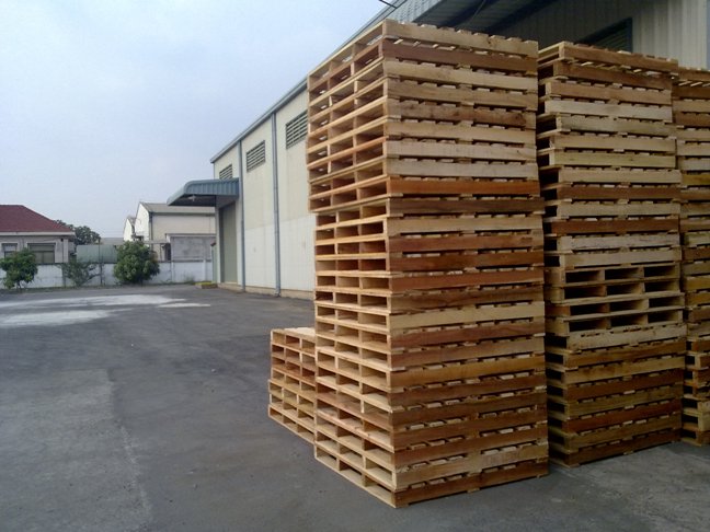 Pallet gỗ
