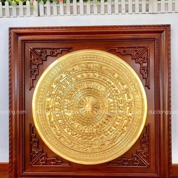 Mặt trống đồng đỏ thếp vàng 9999 - Đồ Đồng Quang Hà - Công Ty TNHH Đúc Đồng Mỹ Nghệ Quang Hà