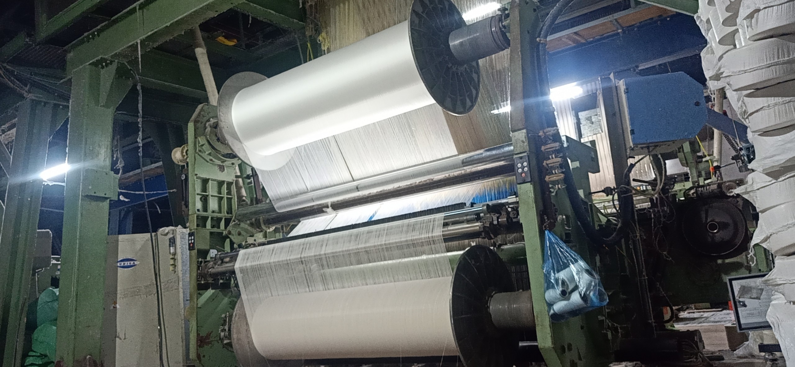 Máy móc sản xuất khăn - Khăn Bông Hufa - Công Ty TNHH HUFA