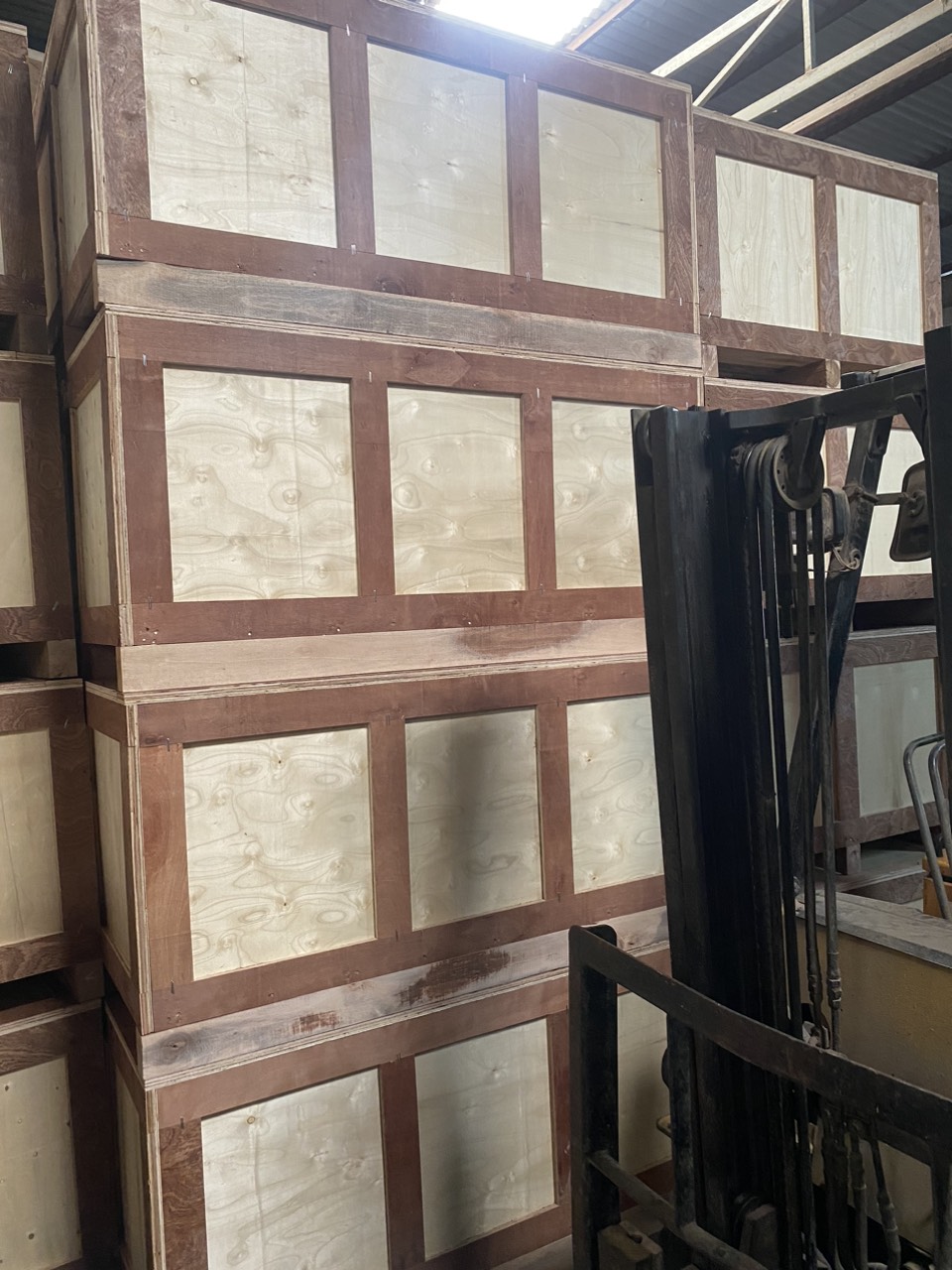Pallet gỗ - Pallet Đạt Thành - Công Ty TNHH Một Thành Viên Sản Xuất Thương Mại Dịch Vụ Xây Dựng Đạt Thành