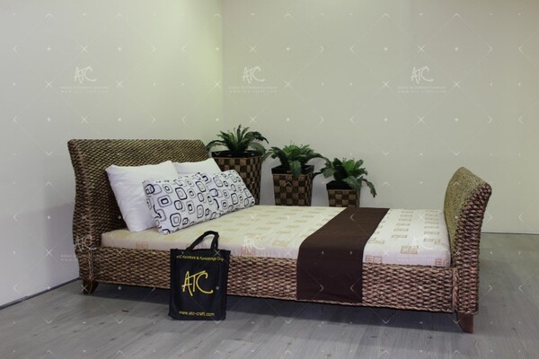 Giường ngủ lục bình WAIS-023