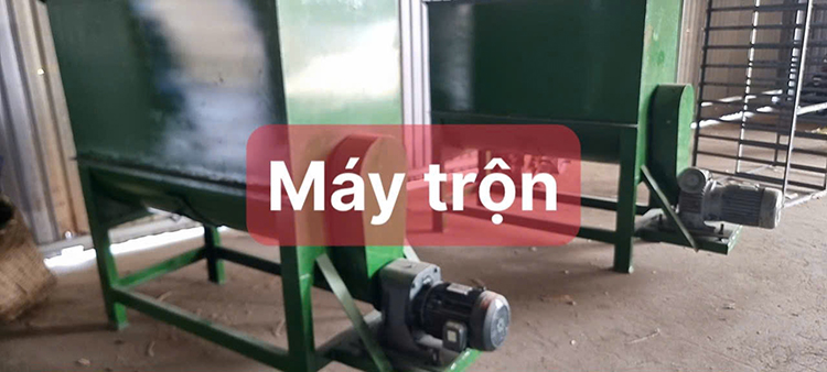 Máy trộn