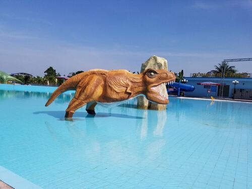 Bể bơi khủng long