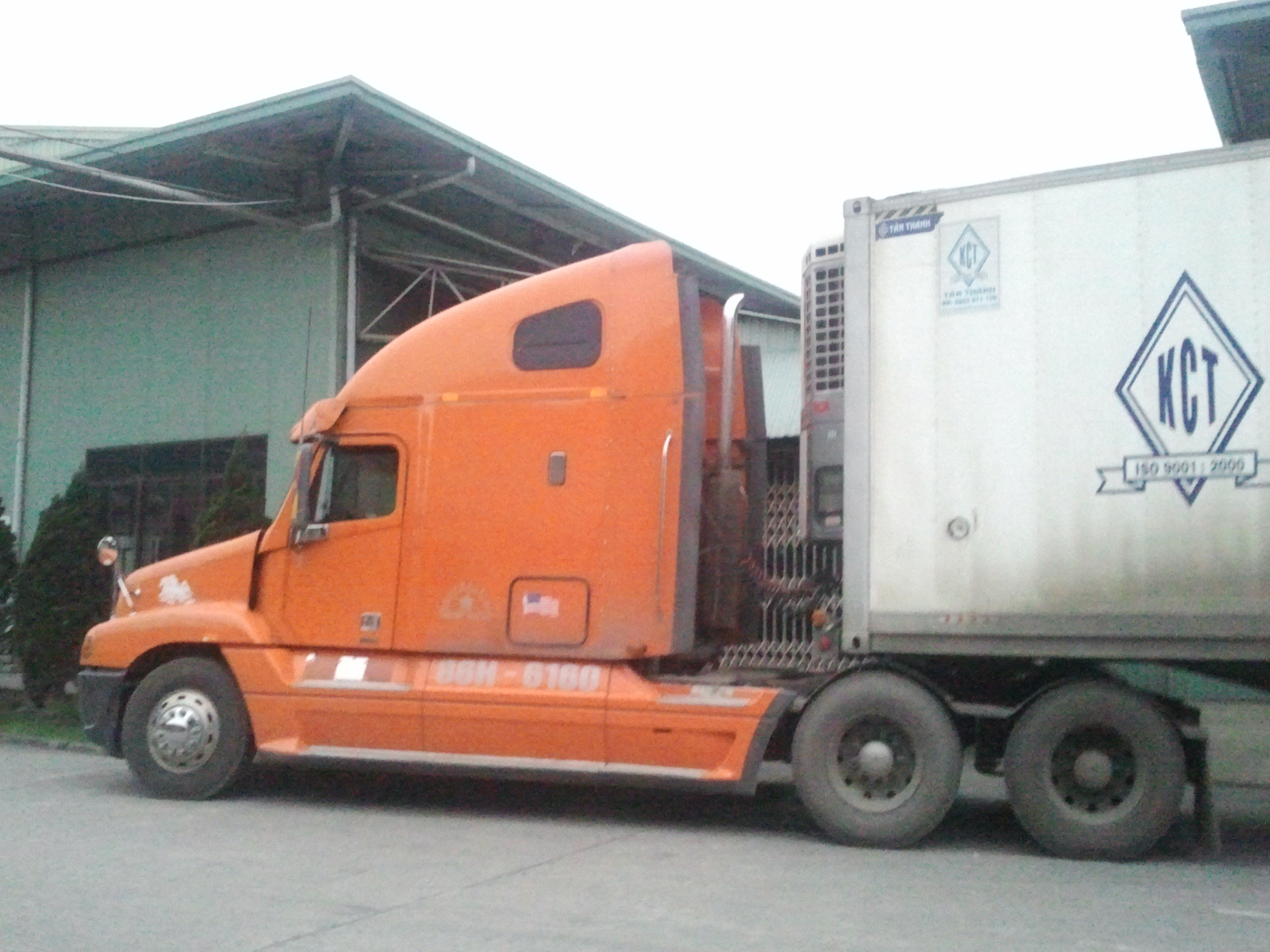 Cho thuê xe tải - Chi Nhánh Công Ty CP Vận Tải Ô Tô Số 4 Tại TP Hà Nội