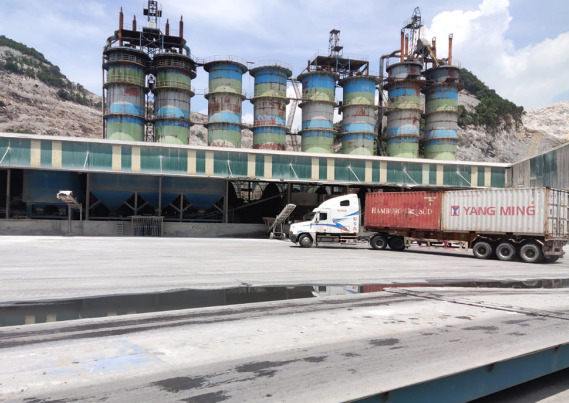 Đội xe vận chuyển