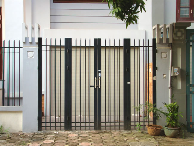 Cửa cổng sơn tĩnh điện - Sơn Tĩnh Điện Thanh Tùng - Công Ty TNHH Thương Mại Và Cơ Khí Thanh Tùng