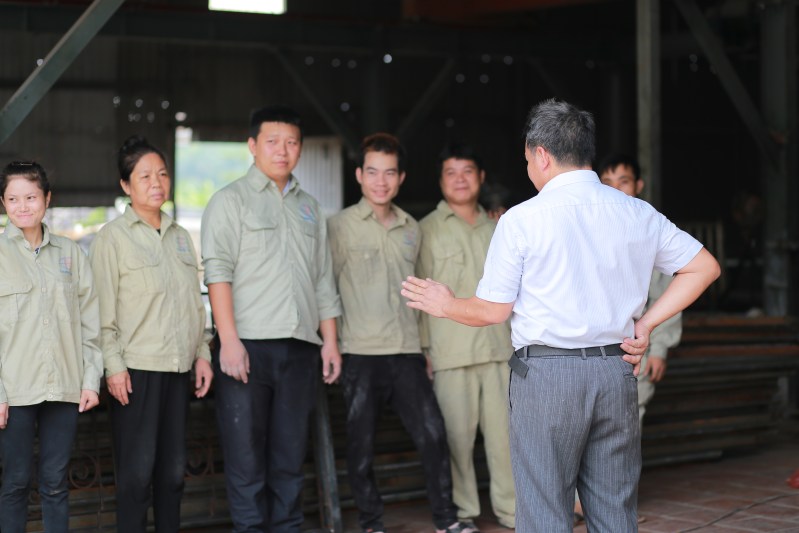 Đội ngũ cán bộ công nhân viên - Sơn Tĩnh Điện Thanh Tùng - Công Ty TNHH Thương Mại Và Cơ Khí Thanh Tùng