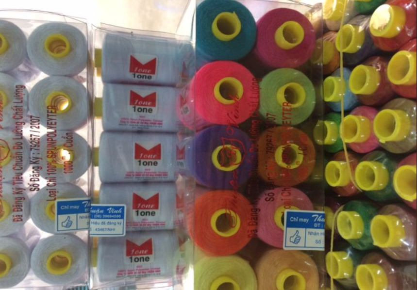 Chỉ One hộp
