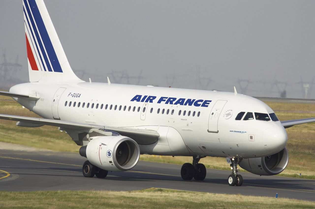 Air France - Công Ty Cổ Phần Xuất Nhập Khẩu Đầu Tư Hải Đăng