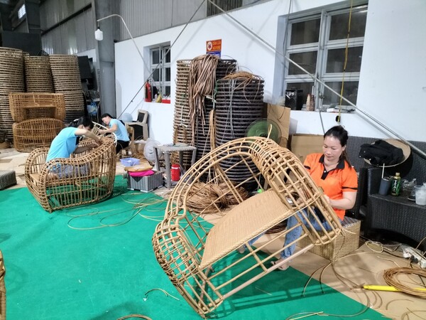 Nhà Máy Công Ty CP Trang Trí Nội Thất Nghệ Thuật