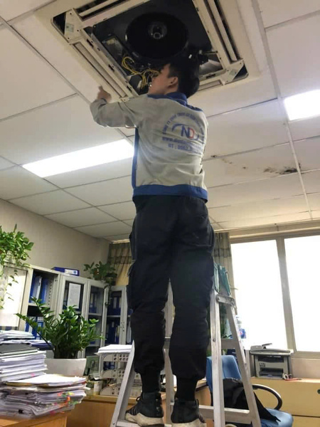 Sửa chữa điều hòa âm trần