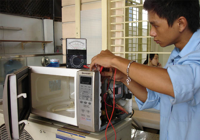 Sửa lò vi sóng