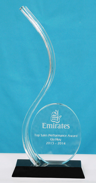 Giải thưởng Emirates - 2014 - Du Lịch Gia Huy - Công Ty TNHH Thương Mại Dịch Vụ Du Lịch Xây Dựng Gia Huy