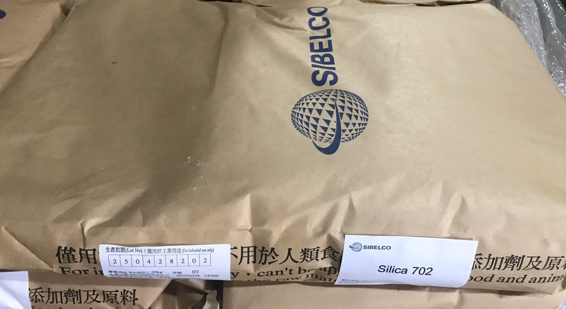 Silica 702