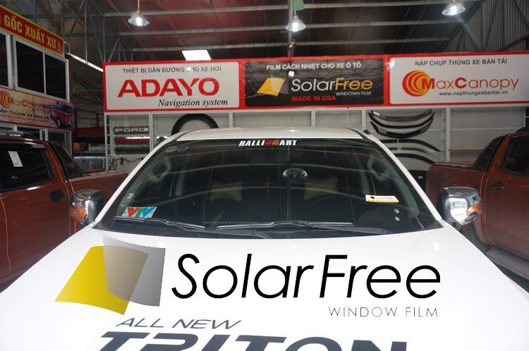 Dán phim cách nhiệt ô tô Solarfree