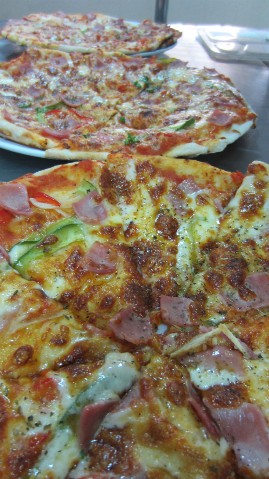 Pizza - Suất Ăn Công Nghiệp Viva Foods - Công Ty Cổ Phần Viva Foods