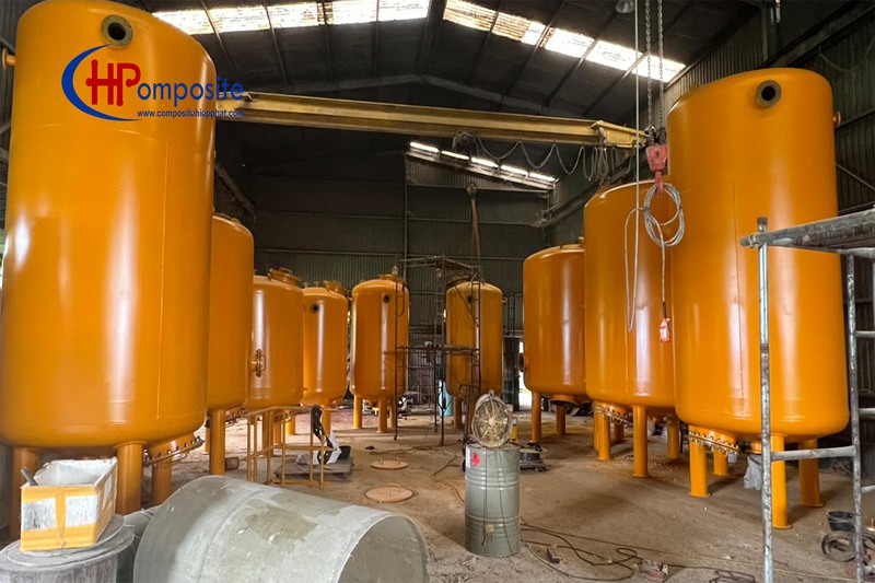 Bồn lọc áp lực sắt phủ Composite