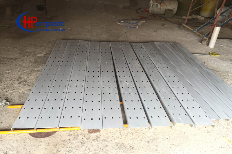 Thang máng cáp điện Composite