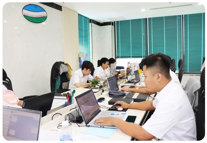 Hình ảnh công ty Quang Tường - Vận Tải Quang Tường - Công Ty TNHH Giải Pháp Vận Tải Quang Tường