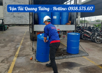 Dịch vụ vận chuyển hóa chất - Vận Tải Quang Tường - Công Ty TNHH Giải Pháp Vận Tải Quang Tường