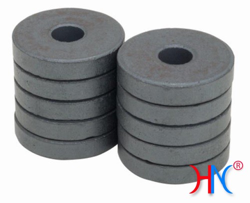 Nam châm đen (ferrite) hình nhẫn - Nam Châm Hoàng Nam - Công Ty TNHH Sản Xuất Và Thương Mại Nam Châm Hoàng Nam