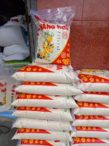 Gạo từ thiện - Gạo Phương Nam - Công Ty Cổ Phần Lương Thực Phương Nam