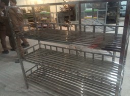 Gia công bàn thao tác - Công Ty Cổ Phần Cơ Khí Và Dịch Vụ Thương Mại An Bình