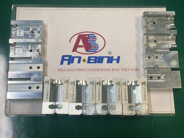 Chi tiết máy