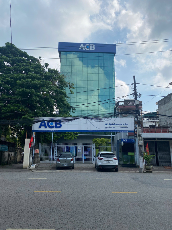 Thi công cửa nhôm và vách mặt dựng cho hệ thống ngân hàng ACB